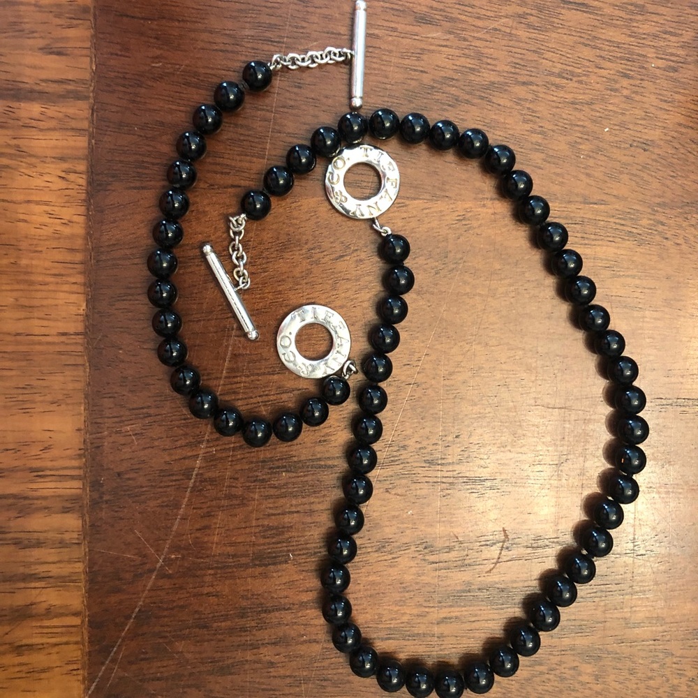 Necklace and bracelet package